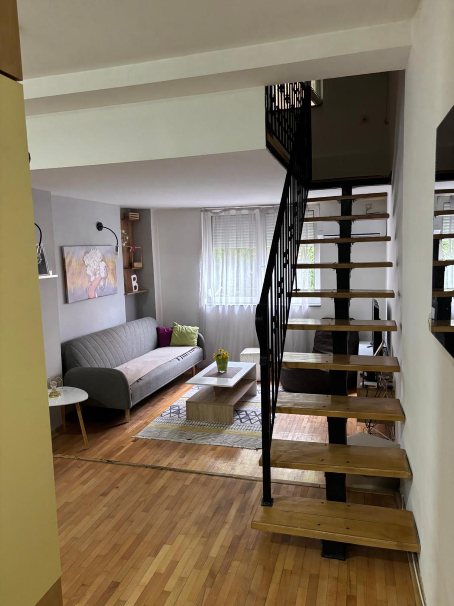 Mia'S Duplex Apartment 斯科普里 外观 照片